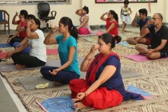 YOGA SESSIONS FOR PARENTS (9)