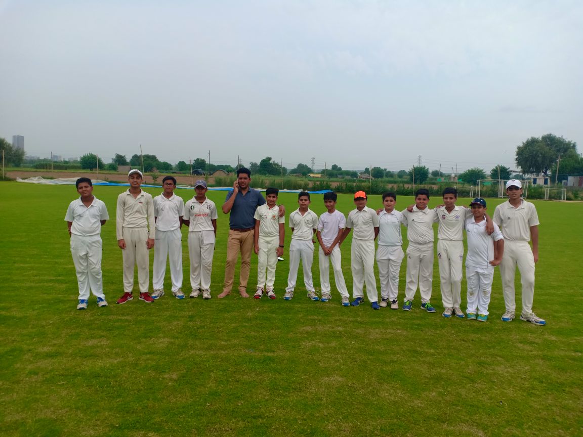 THE WINNING STREAK OF Brahm Dutt Blue Bells Public School CONTINUES IN THE  DISTRICT LEVEL SCHOOL CRICKET TOURNAMENT