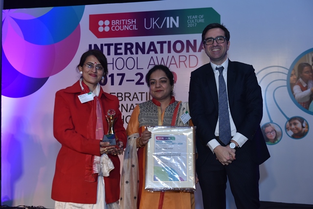 Brahm Dutt Blue Bells Public School  HONOURED WITH THE PRESTIGIOUS BRITISH COUNCIL INTERNATIONAL SCHOOL AWARD