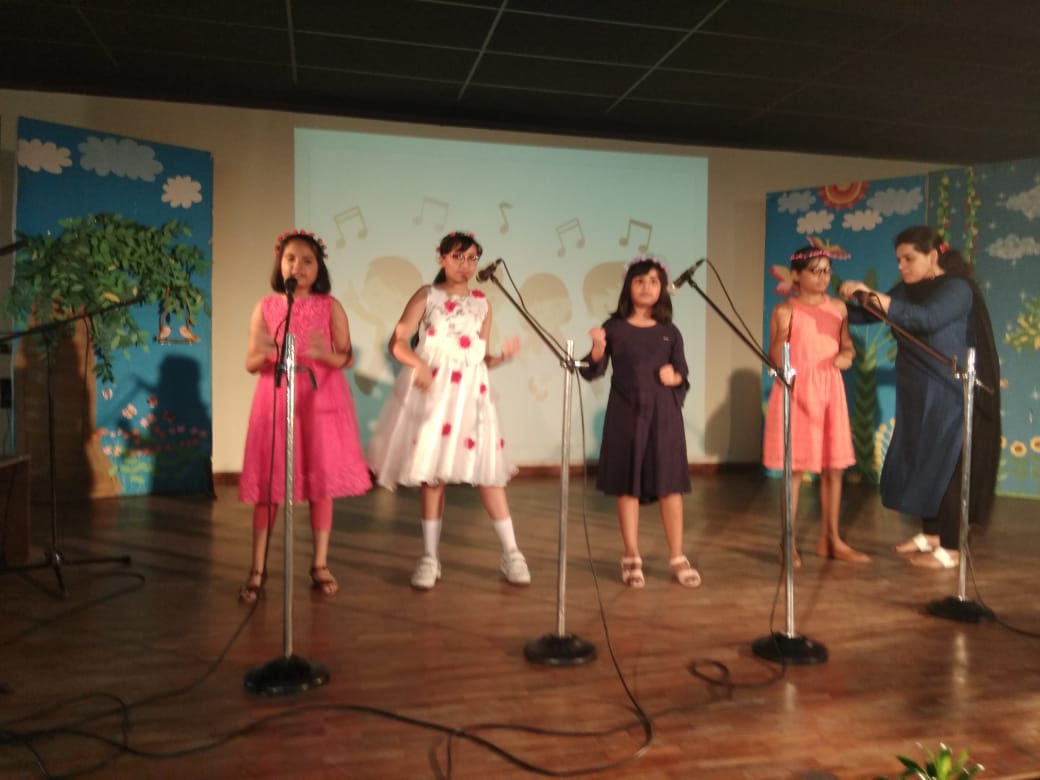 FESTA LITERARIA – A LITERARY SOJOURN 2018 HOSTED BY Brahm Dutt Blue Bells Public School, SECTOR 10, GURGAON